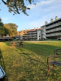 Notre section d'appartement. Immeuble C. Très bien situé. Nous avons apprécié le paysage.