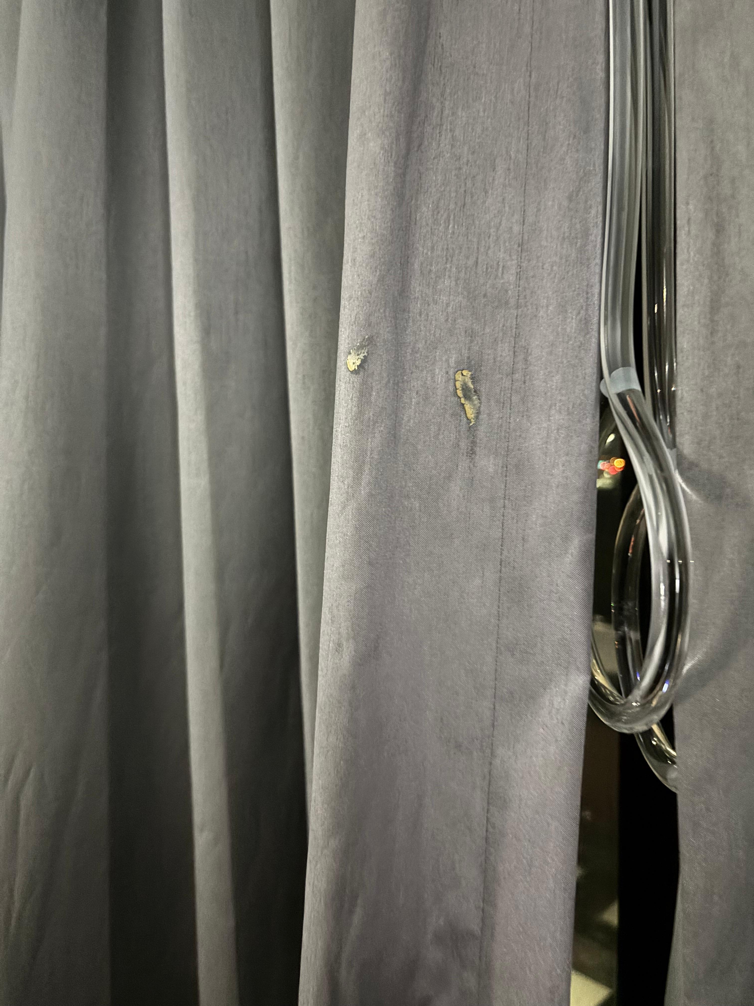 Food fingerprints on drapes 