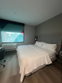 King size bed