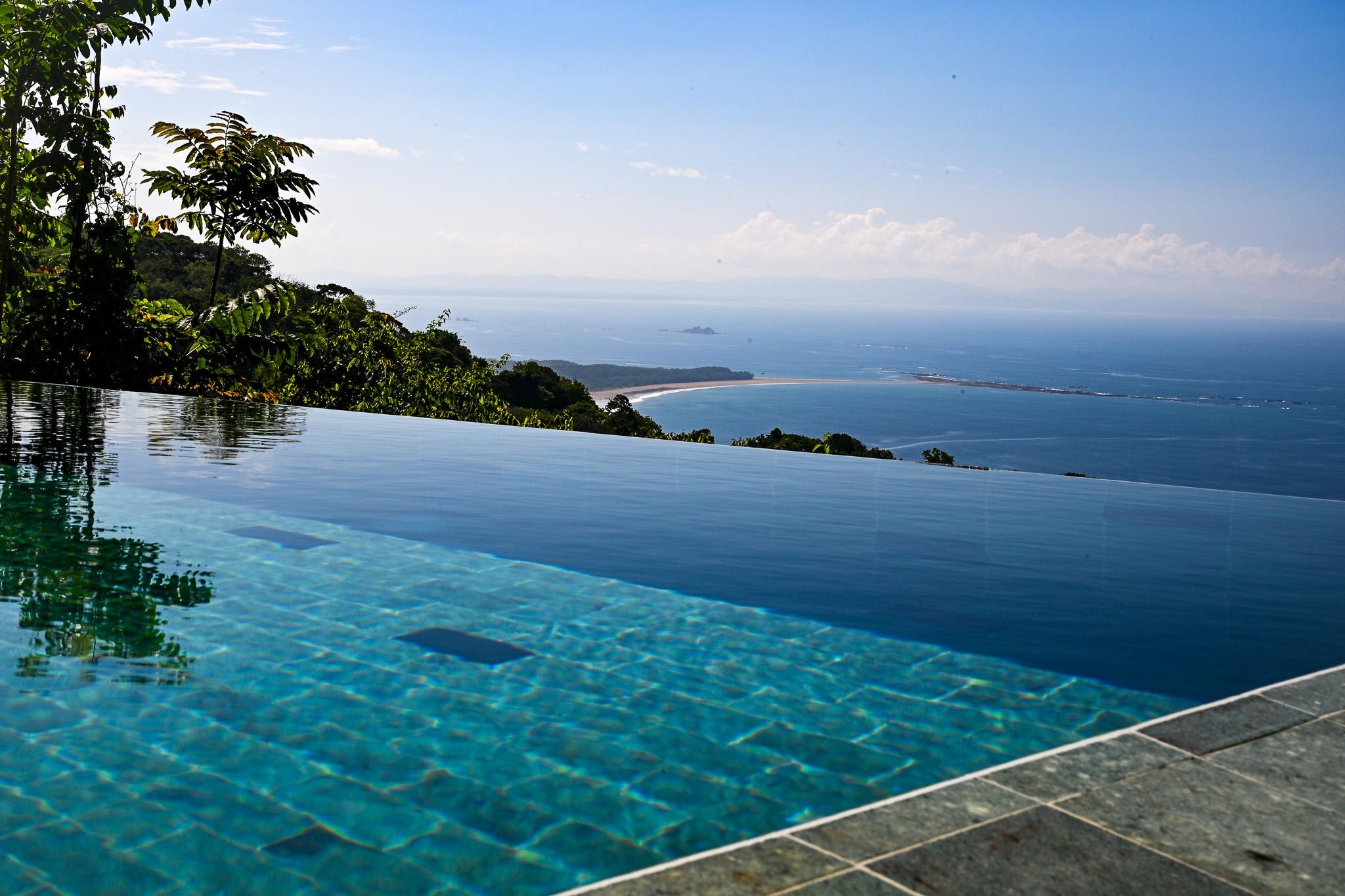 Whale's Tail View from The Infinity Pool
