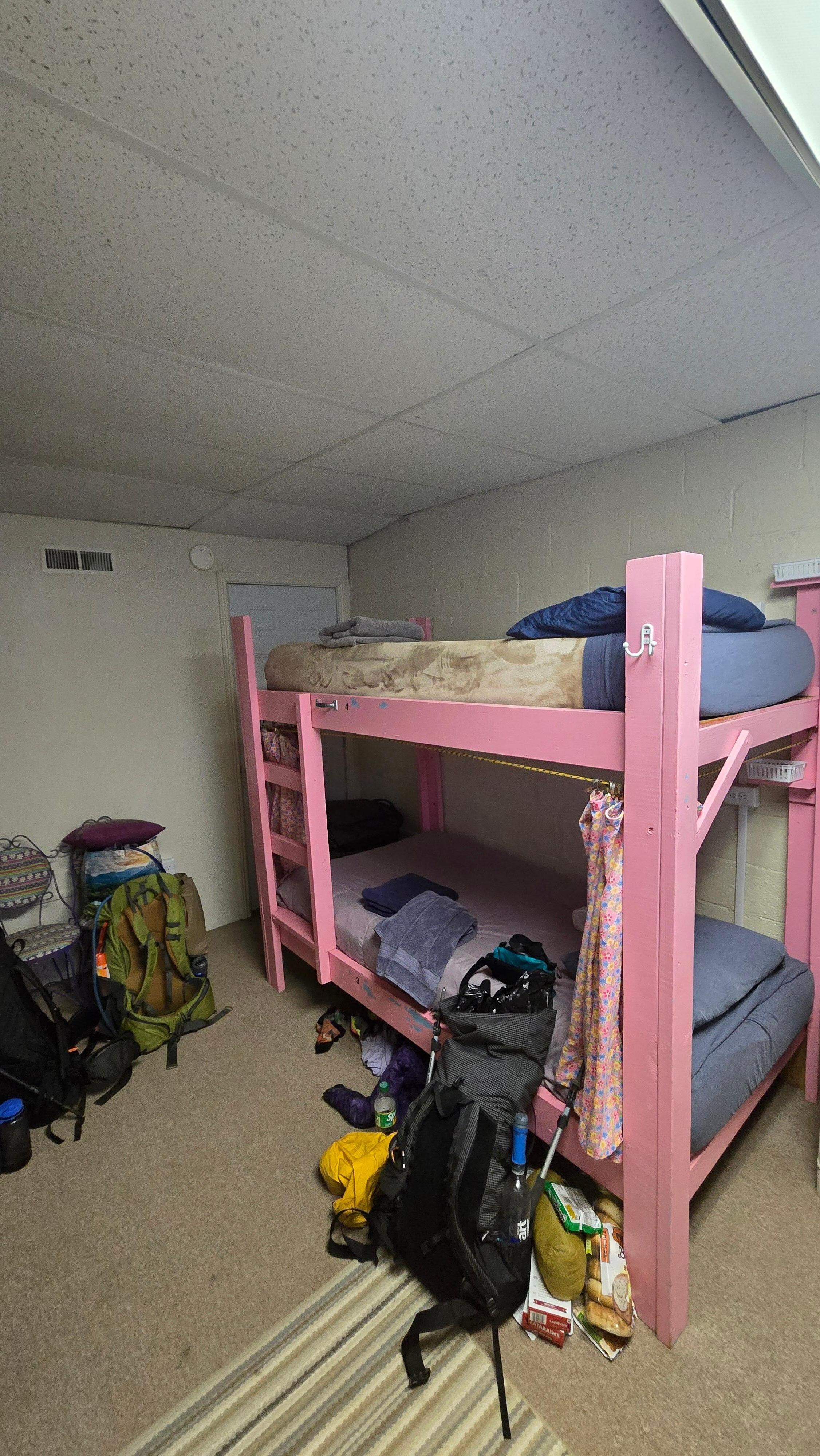 Mixed Dorm. Lots of CT & CDT Hikers!