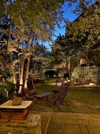 The very cozy backyard!