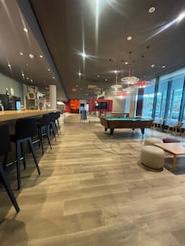 Christmas decorations, clean, beautiful layout of the hotel was perfect!