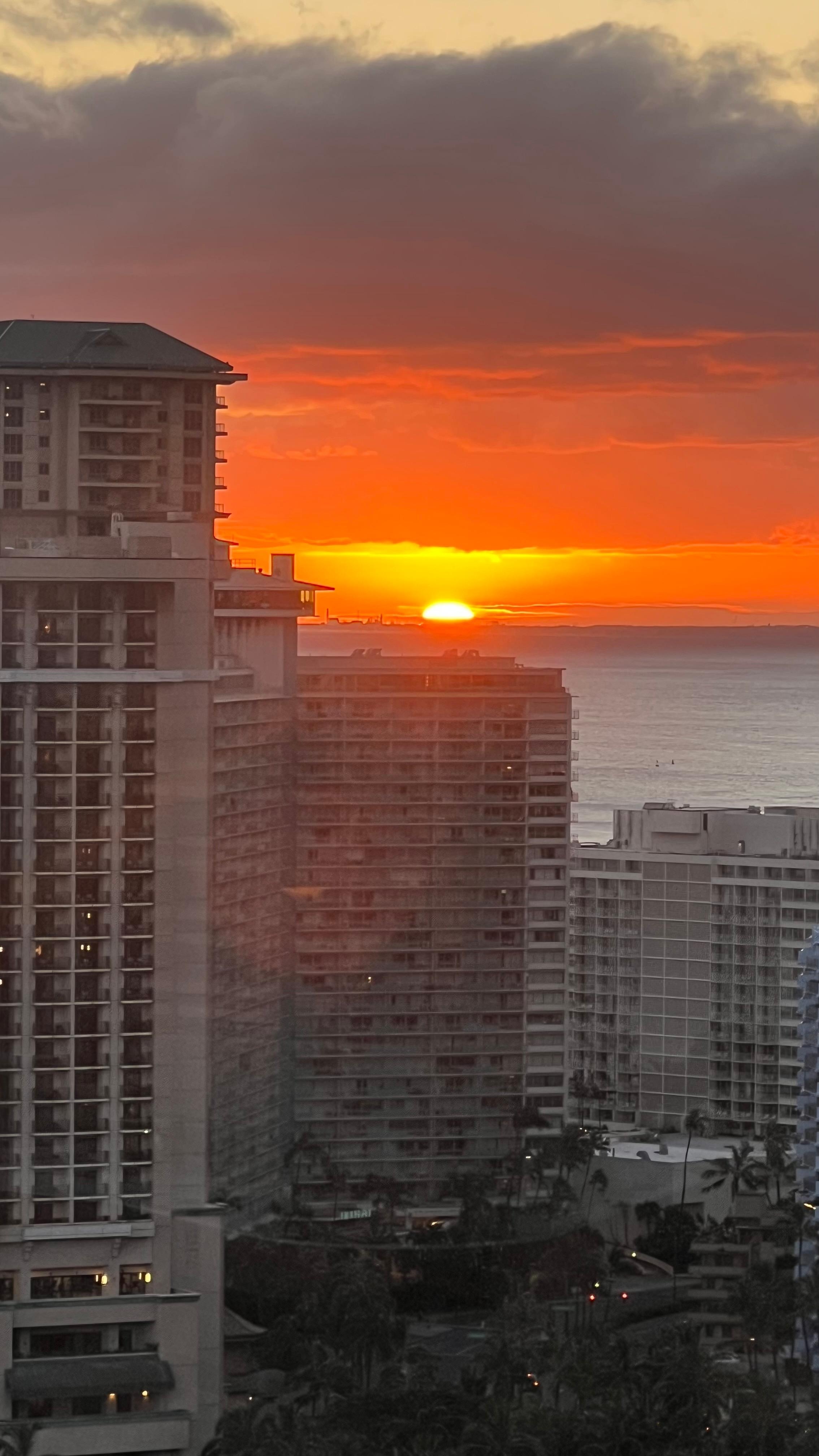 Sunset on 35th floor