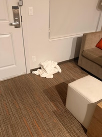 Dirty linen was not collected