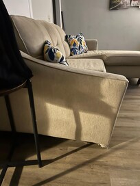 Couch broken and missing legs, couldn’t sit on it and very dirty