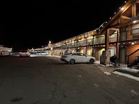 The lodges were sparkling with lights—a simply delightful atmosphere.