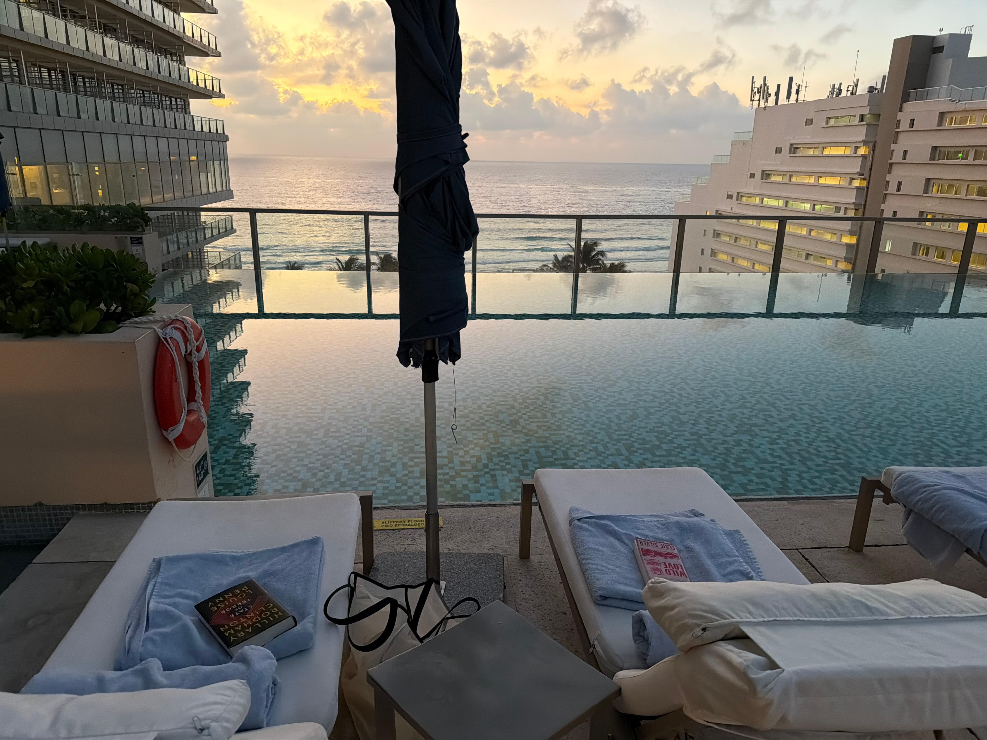 Early morning view from the 12th floor preferred club infinity pool 