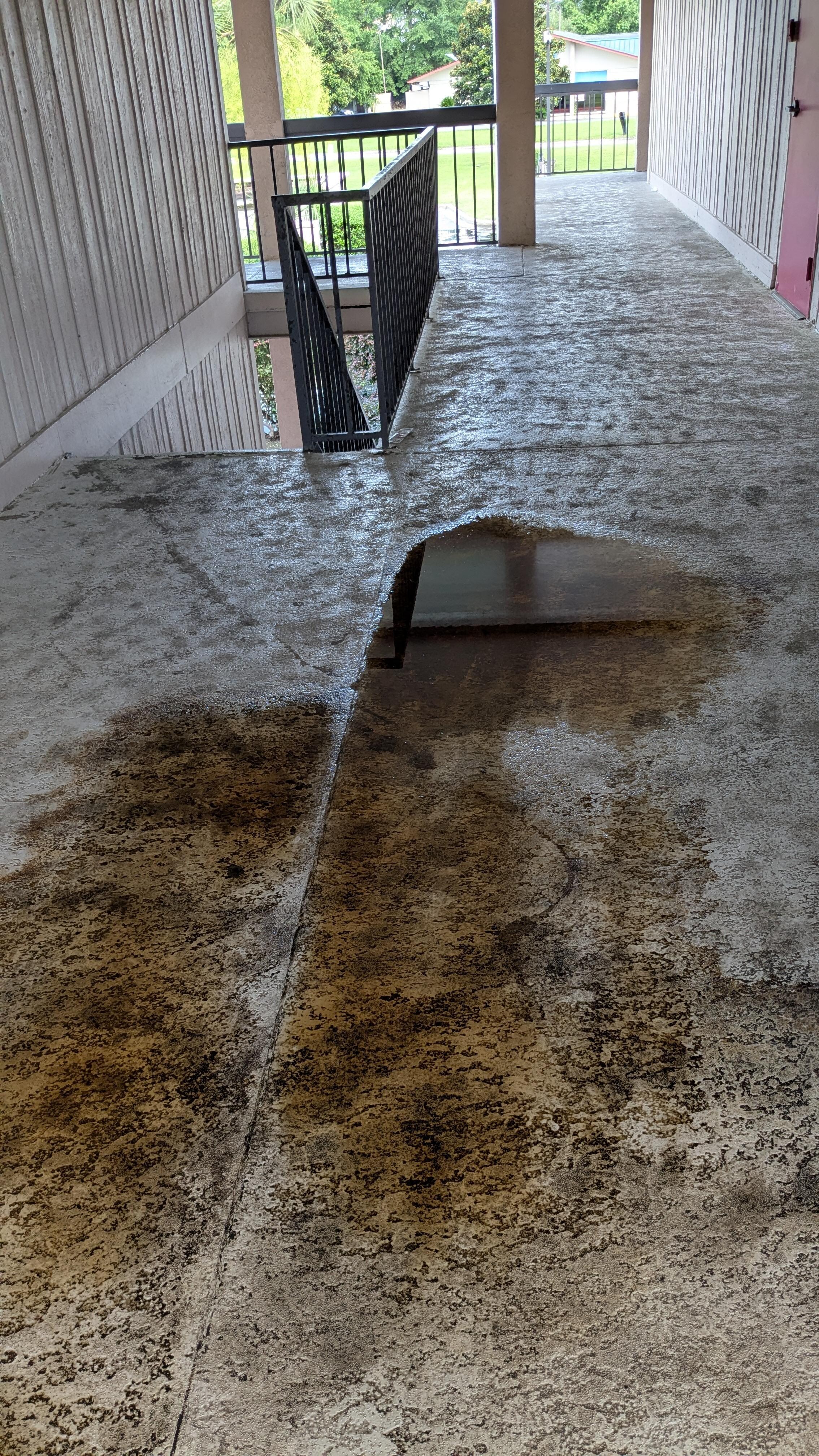 Dirty water from all acs in corridor
