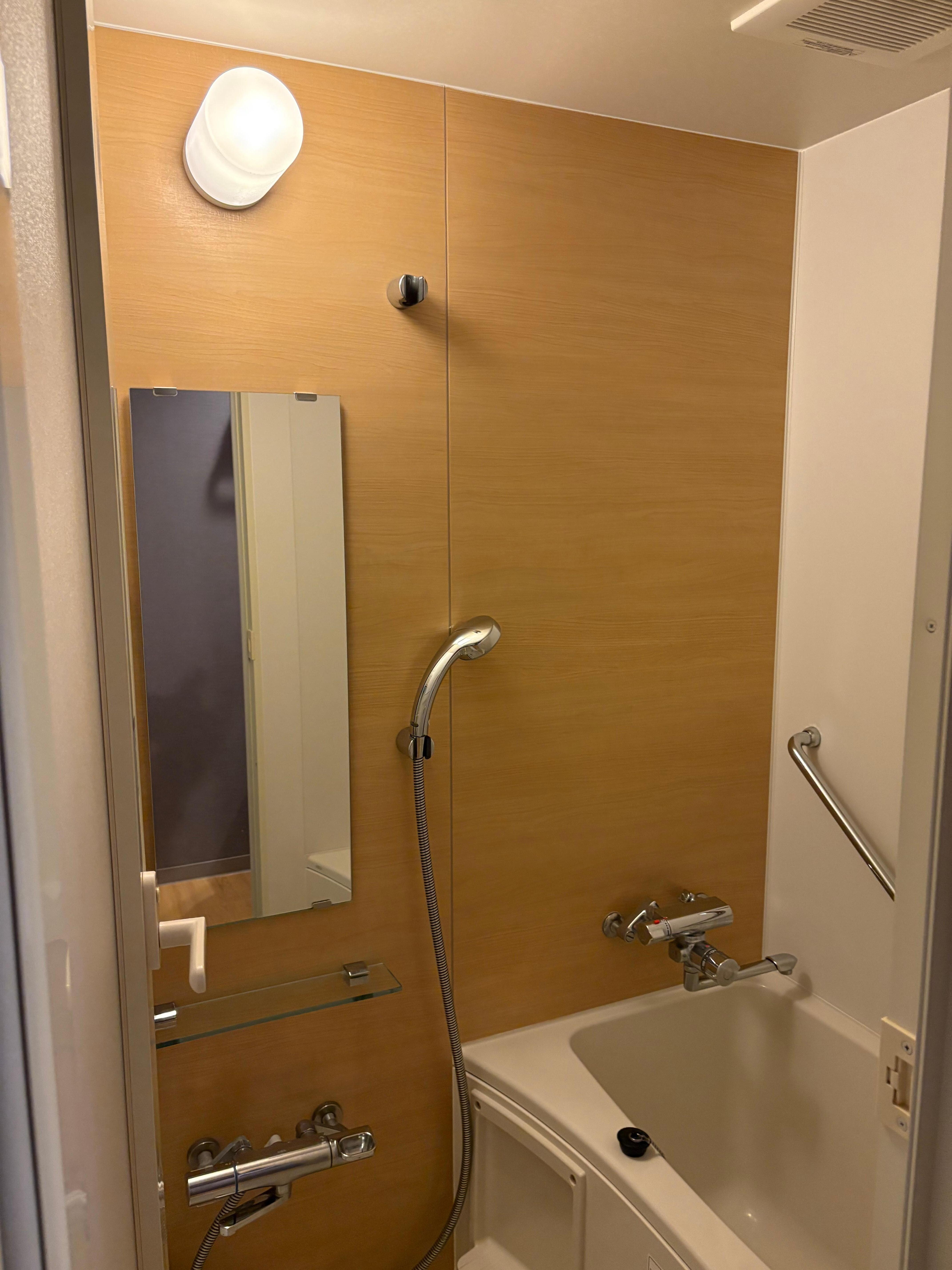 Shower has a strong water pressure!