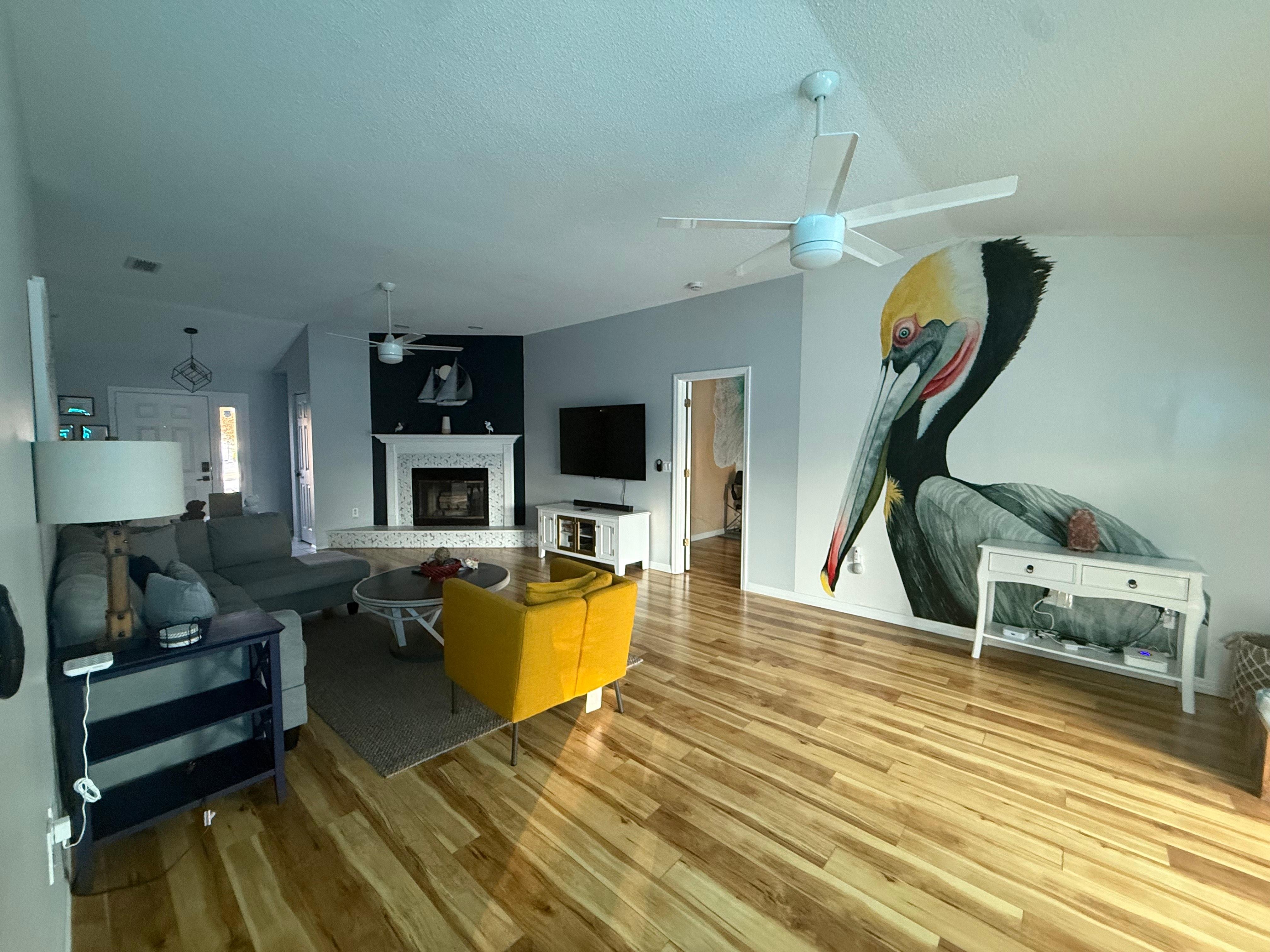 Living Room/Entrance to MB