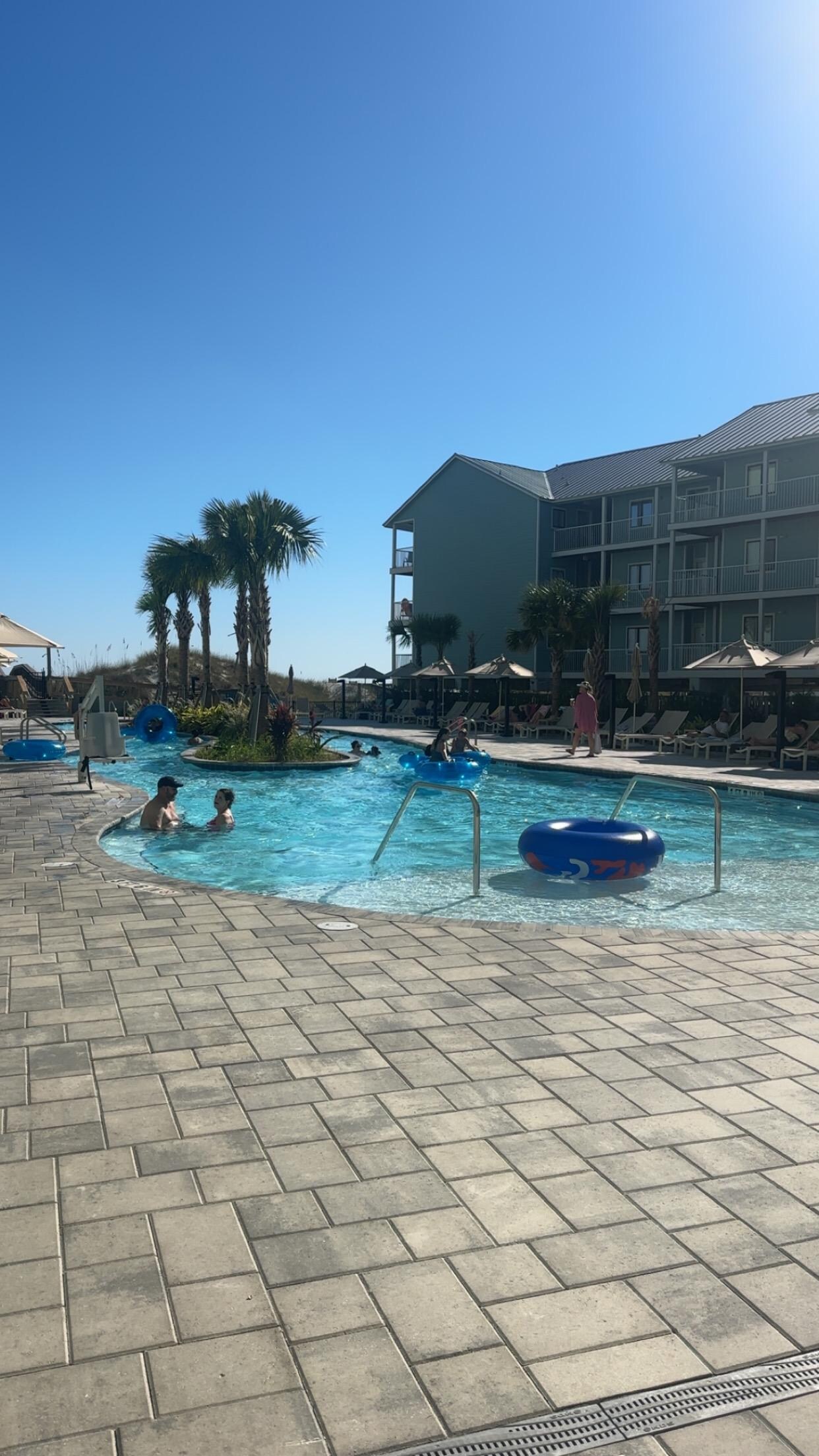 Lazy “river” pool