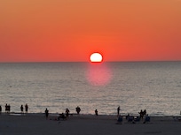 Sunset view from upper balcony (medium zoom).