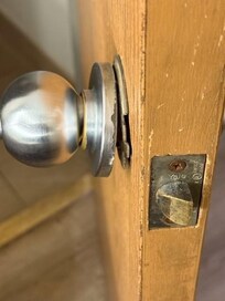 Bathroom door handle broken
