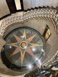 Hidden staircase