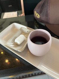 Ice cold face towel and cold butterfly pea tea