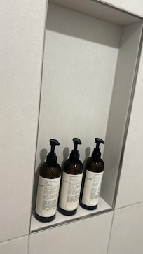 the body products were high quality, luxurious and smelled amazingg