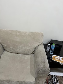 كنب متسخ