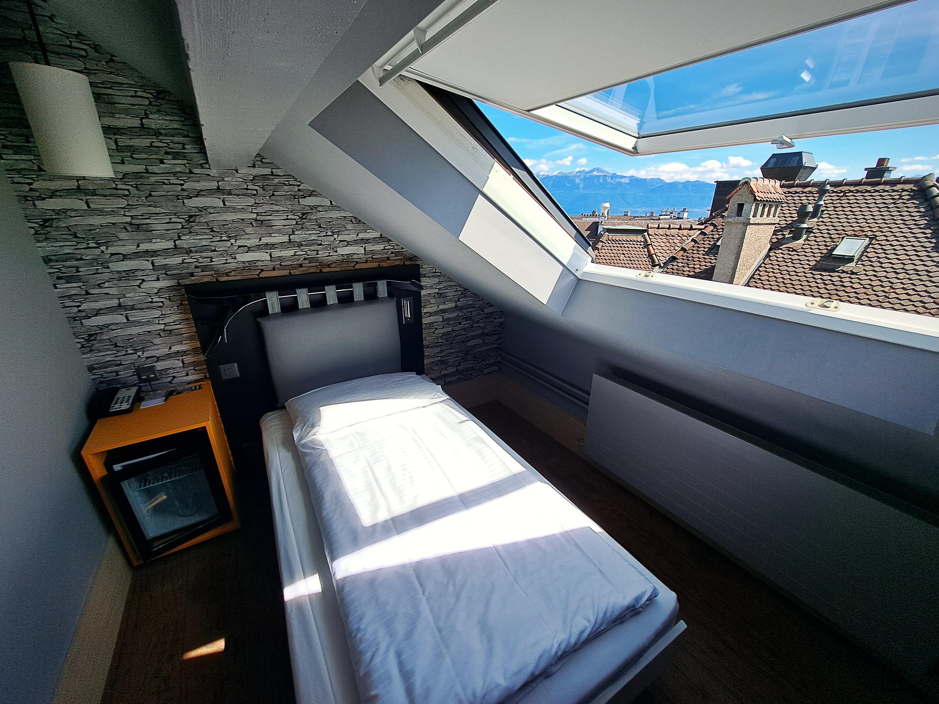 Room 605