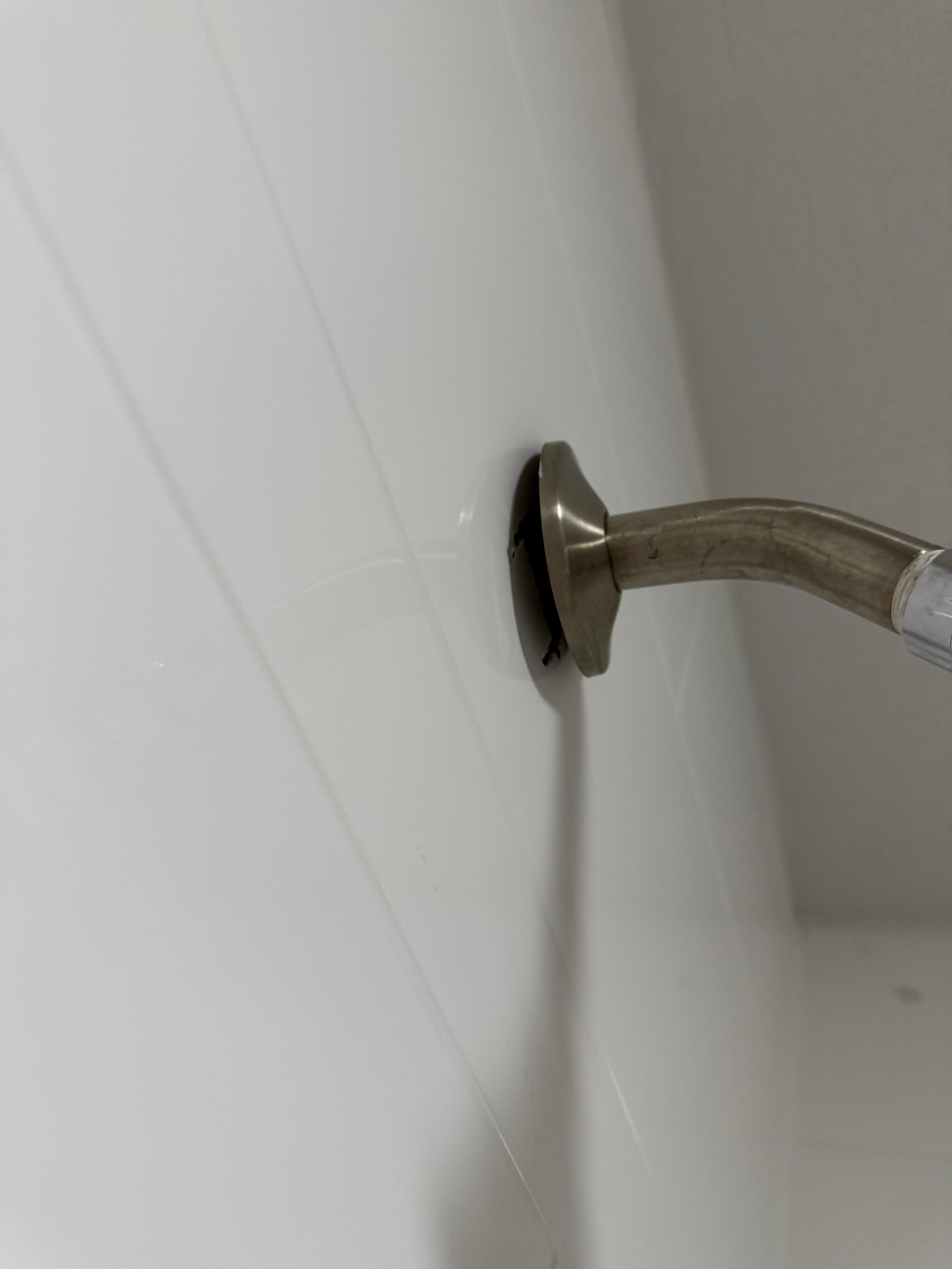 Shower head is not mounted properly 