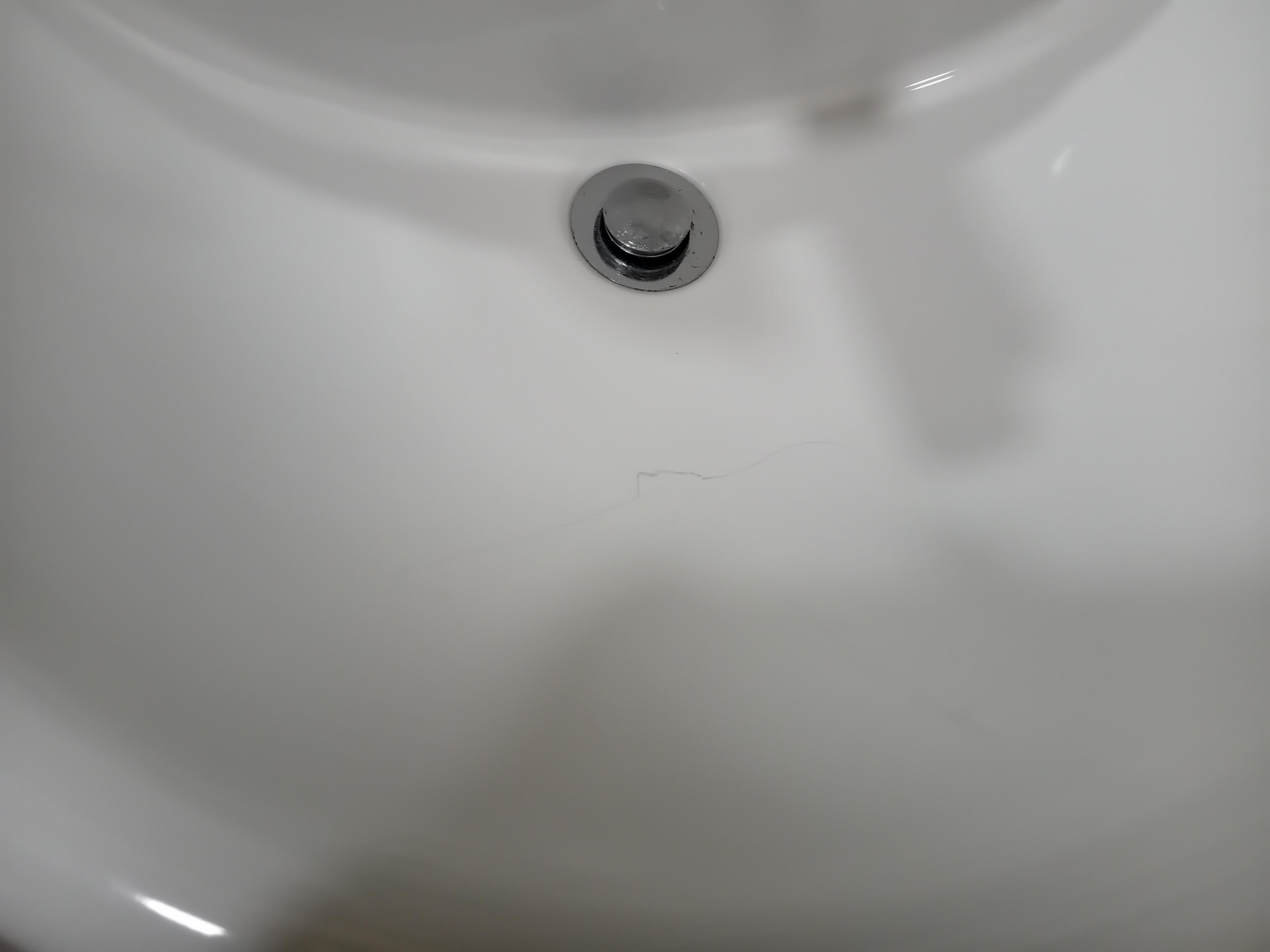 Crack in sink 