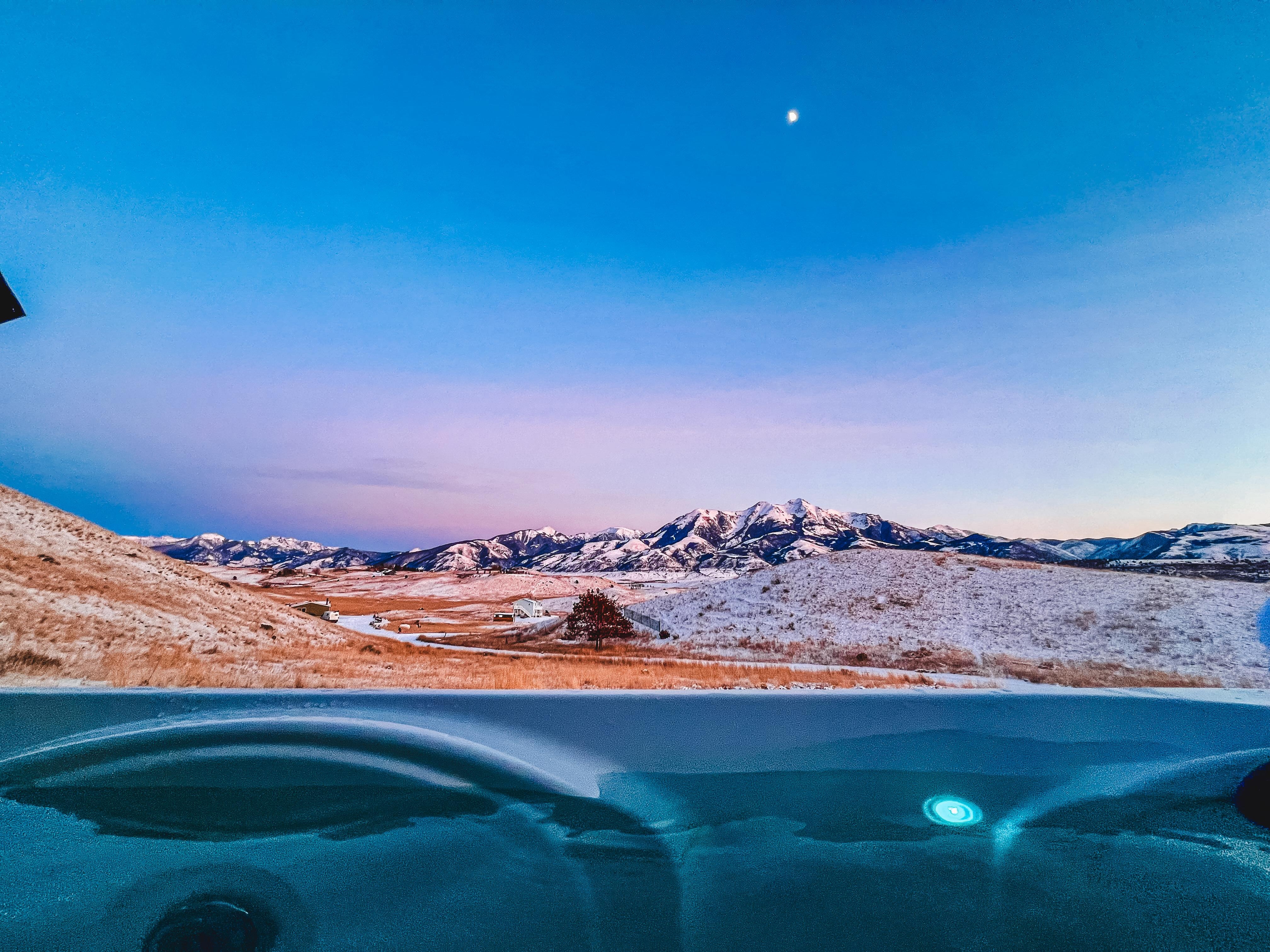 Mountain view from the hot tub