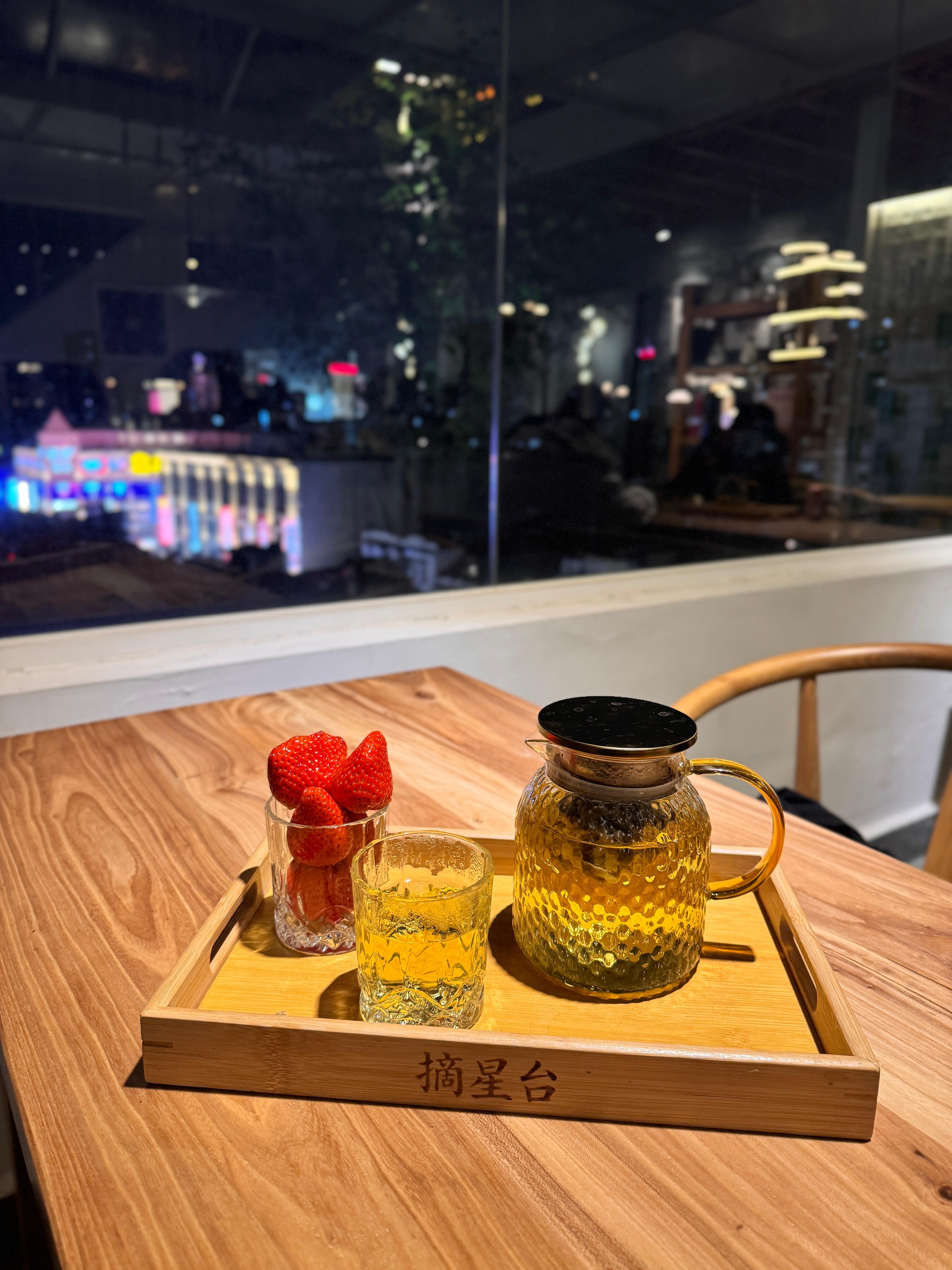 9樓品茶位置非常舒適，視野廣闊開陽