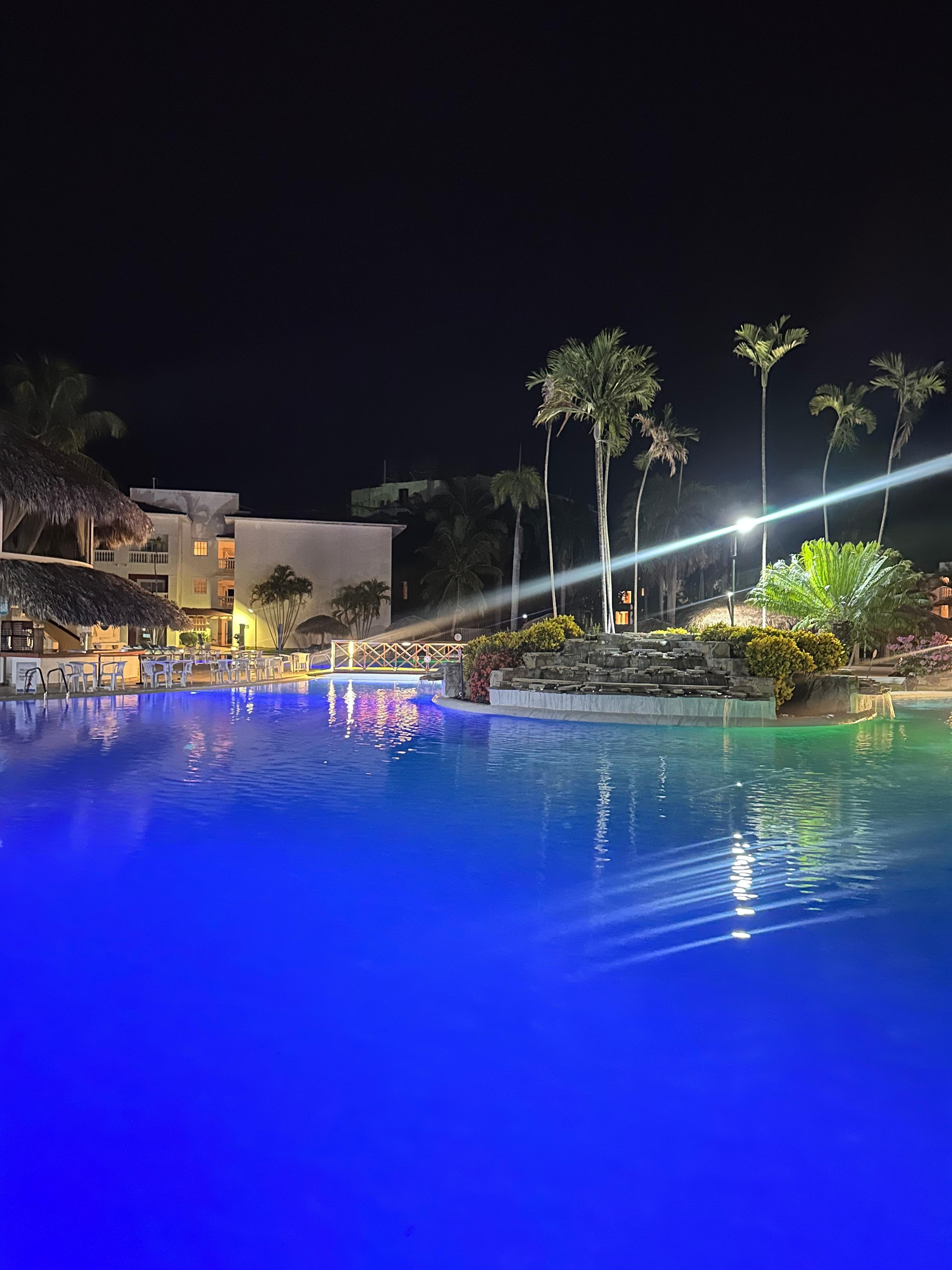 The pool at night 