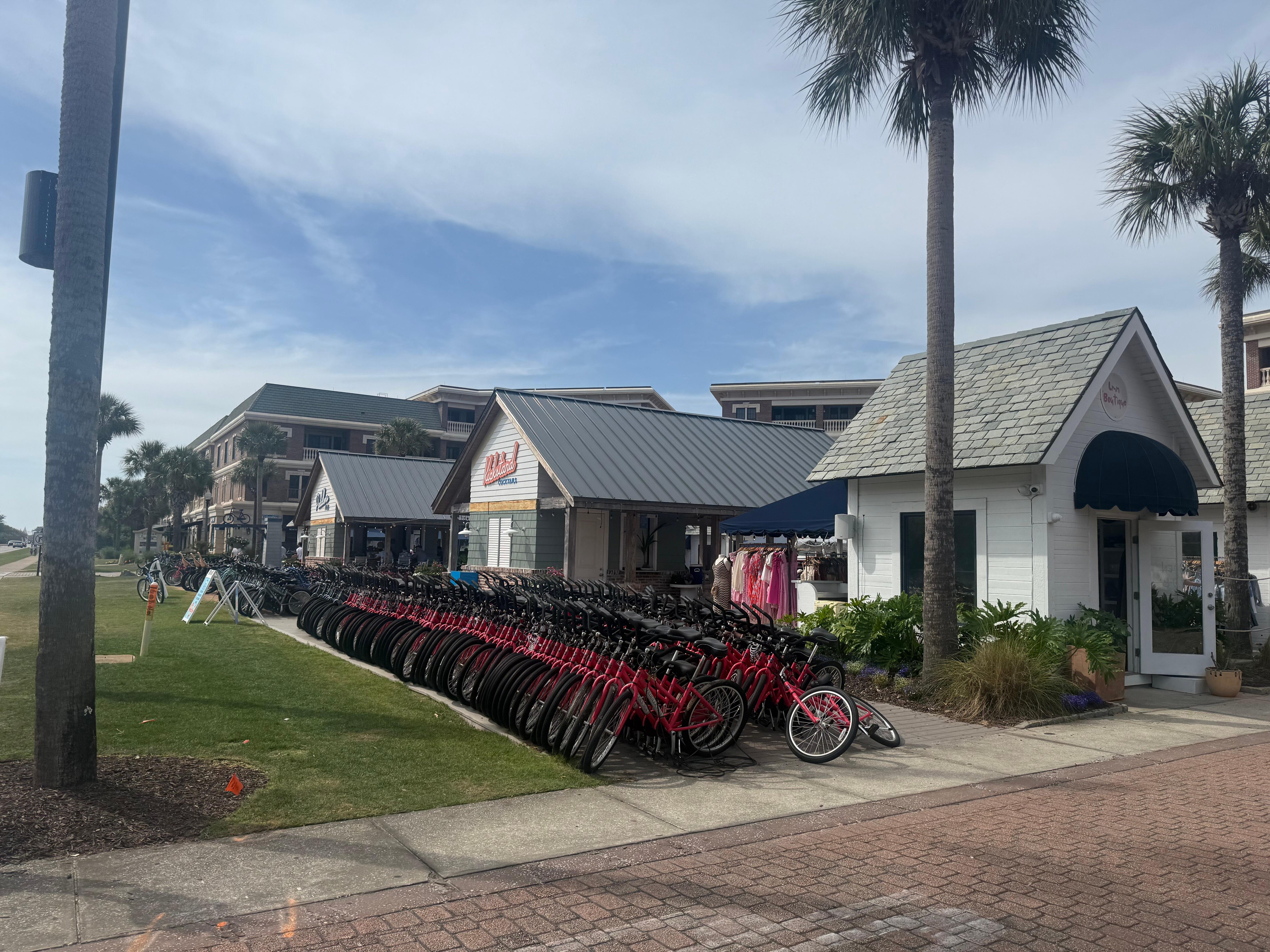 Bike rental & shops  right in front of our unit. 