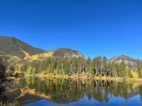 Bill’s Lake - 10 min walk from house.