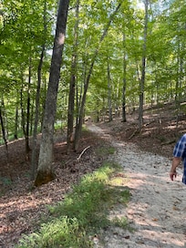 We took this beautiful hiking path next to the ledge.