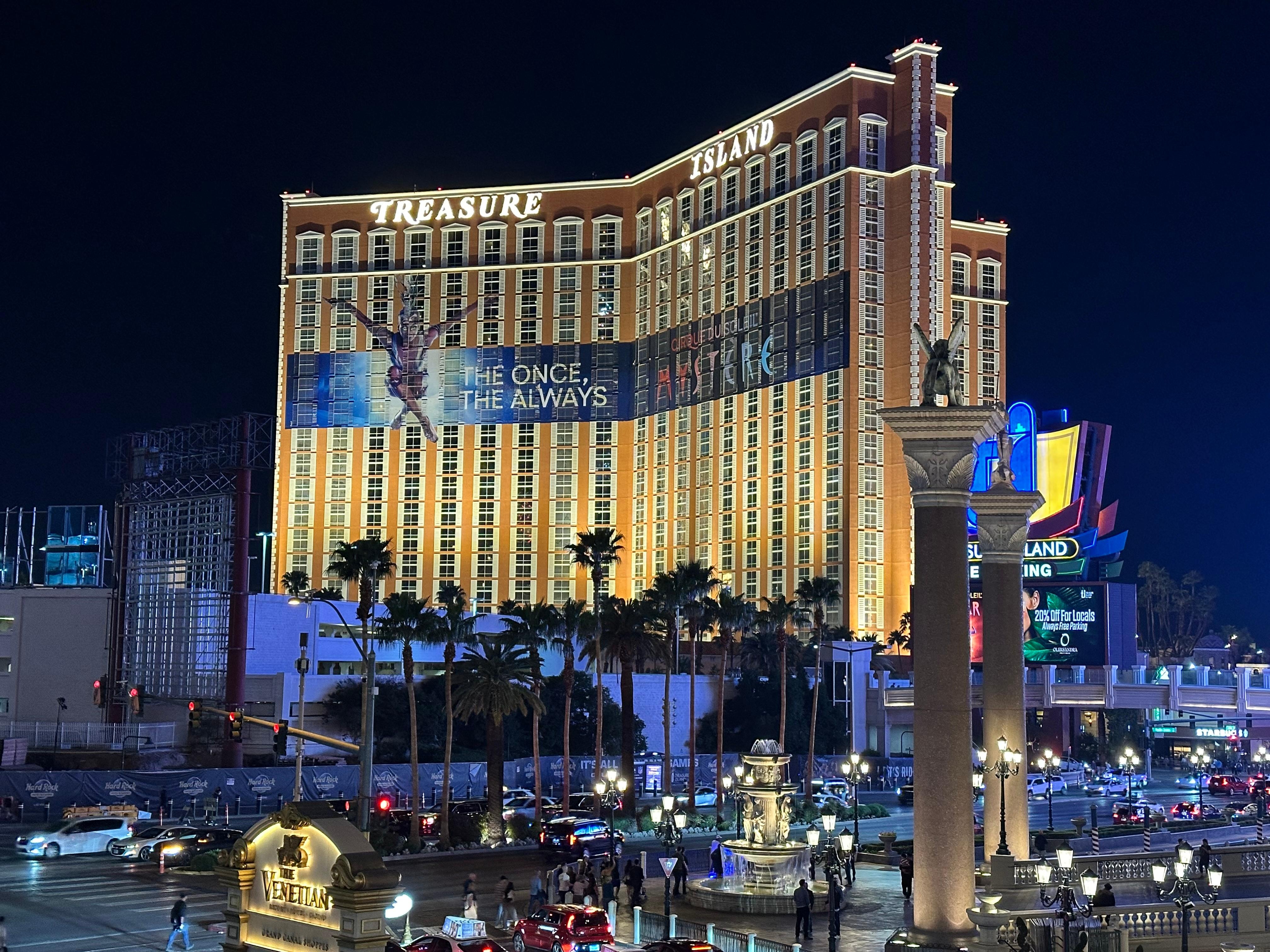 View of Treasure Island from the Venetian.