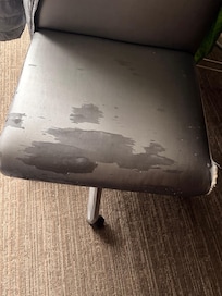 Really? You seat and the cover comes off