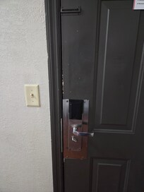 No way to lock the door to keep the staff out and no do not disturb sign. The cleaning guy kept coming in while we were in there.