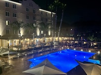 Pool and outside, covered restaurant had excellent food.