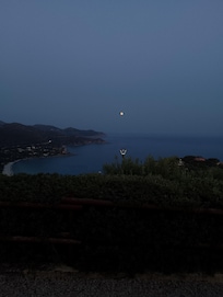 Full moon.
