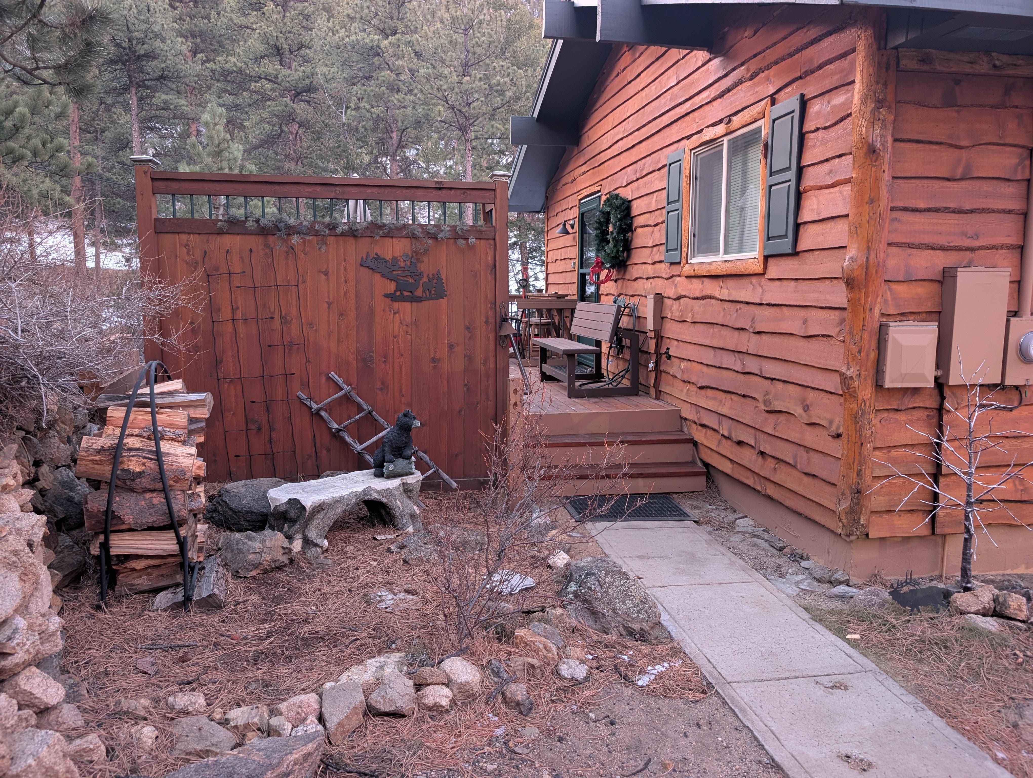 Walkway to front door from driveway