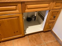 Panel missing in 2nd BR bathroom.