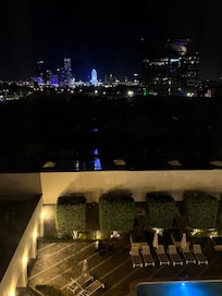 La vista es muy linda por las noches