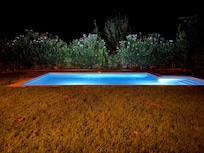 Piscine la nuit