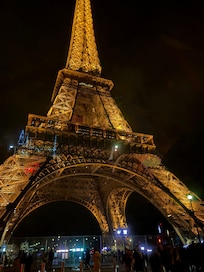 No place like Paris at Christmas