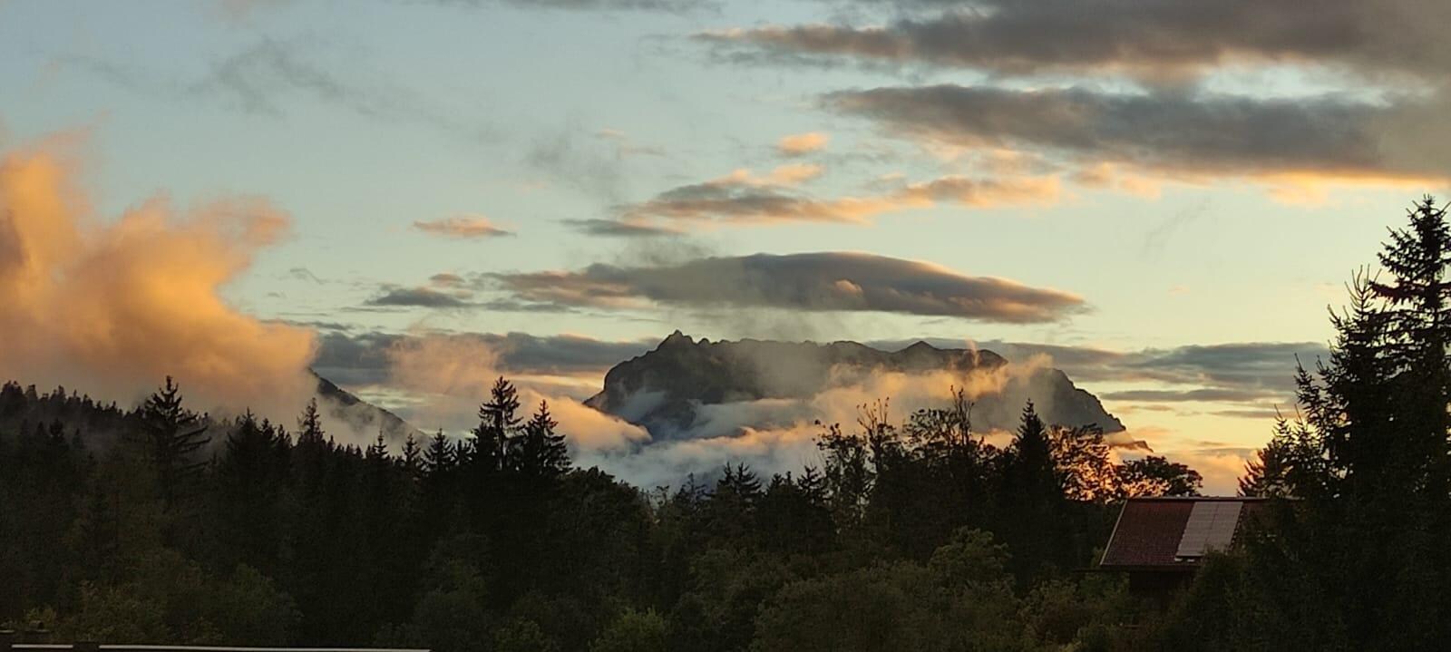 Der Abendhimmel vom Balkon der Fewo Winklmoos