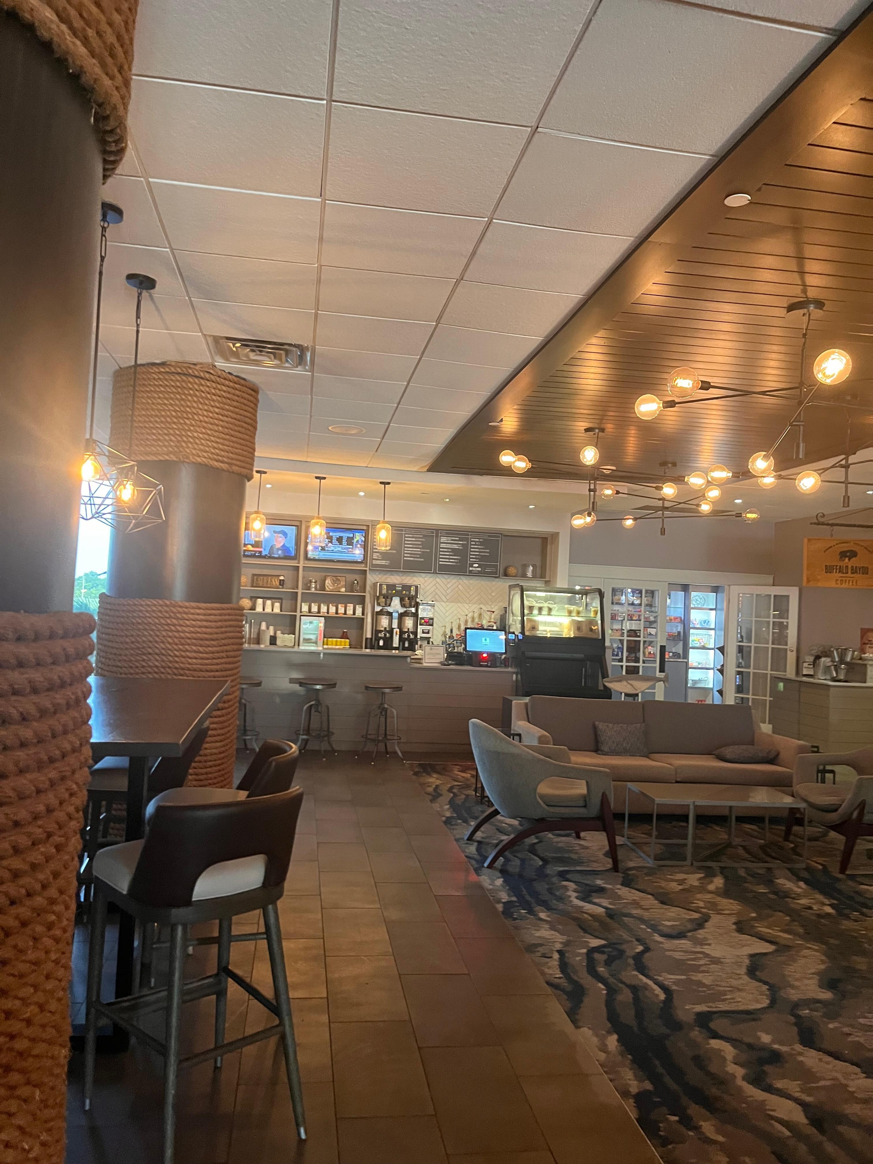 Lobby/coffee shop