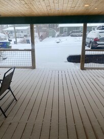 It snowed about 6" while we were here.