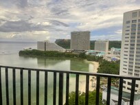 サッシが開かず、部屋から撮影