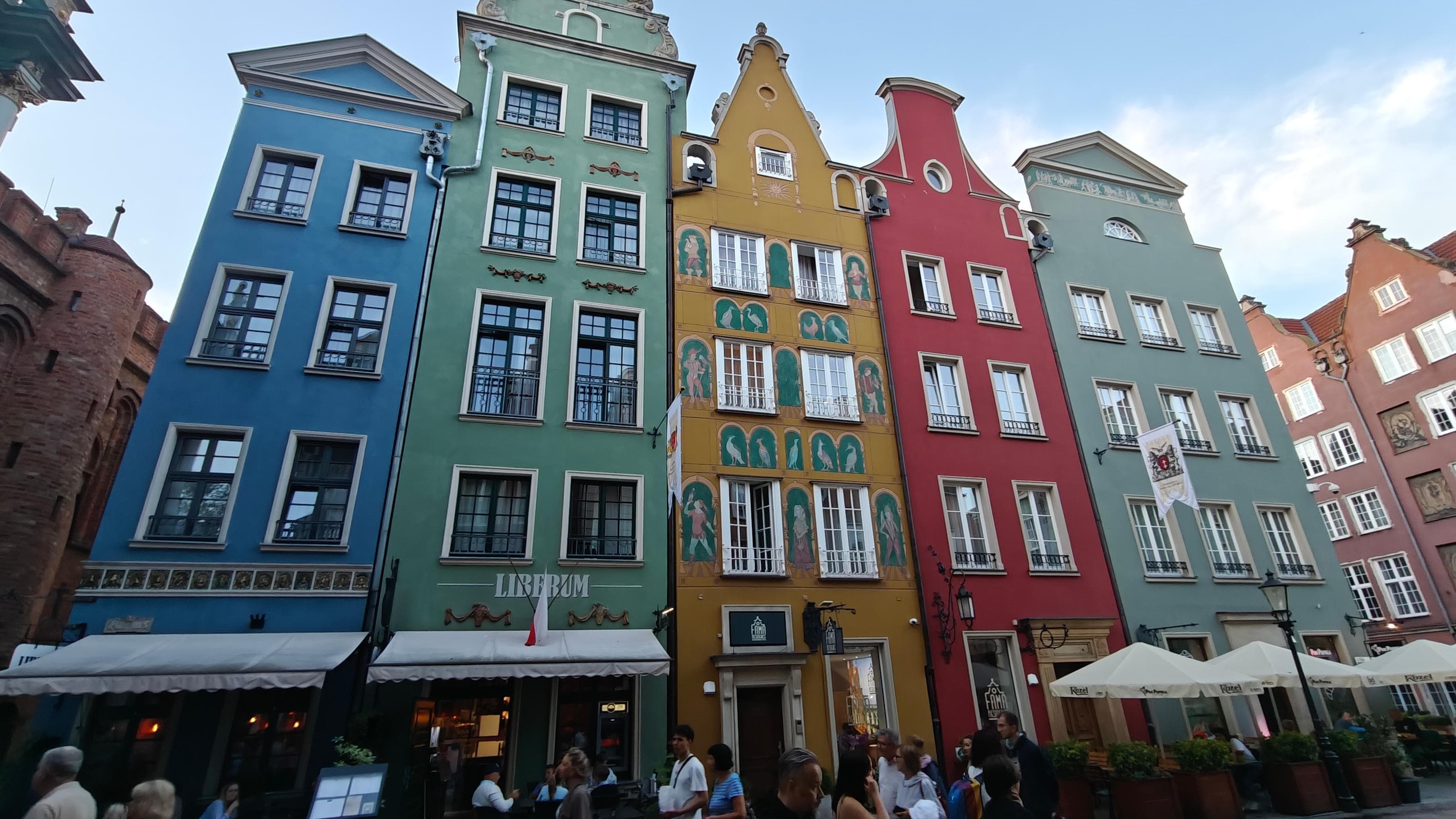 Liberum ligger lige efter Golden Gate inde i Old Town Gdansk