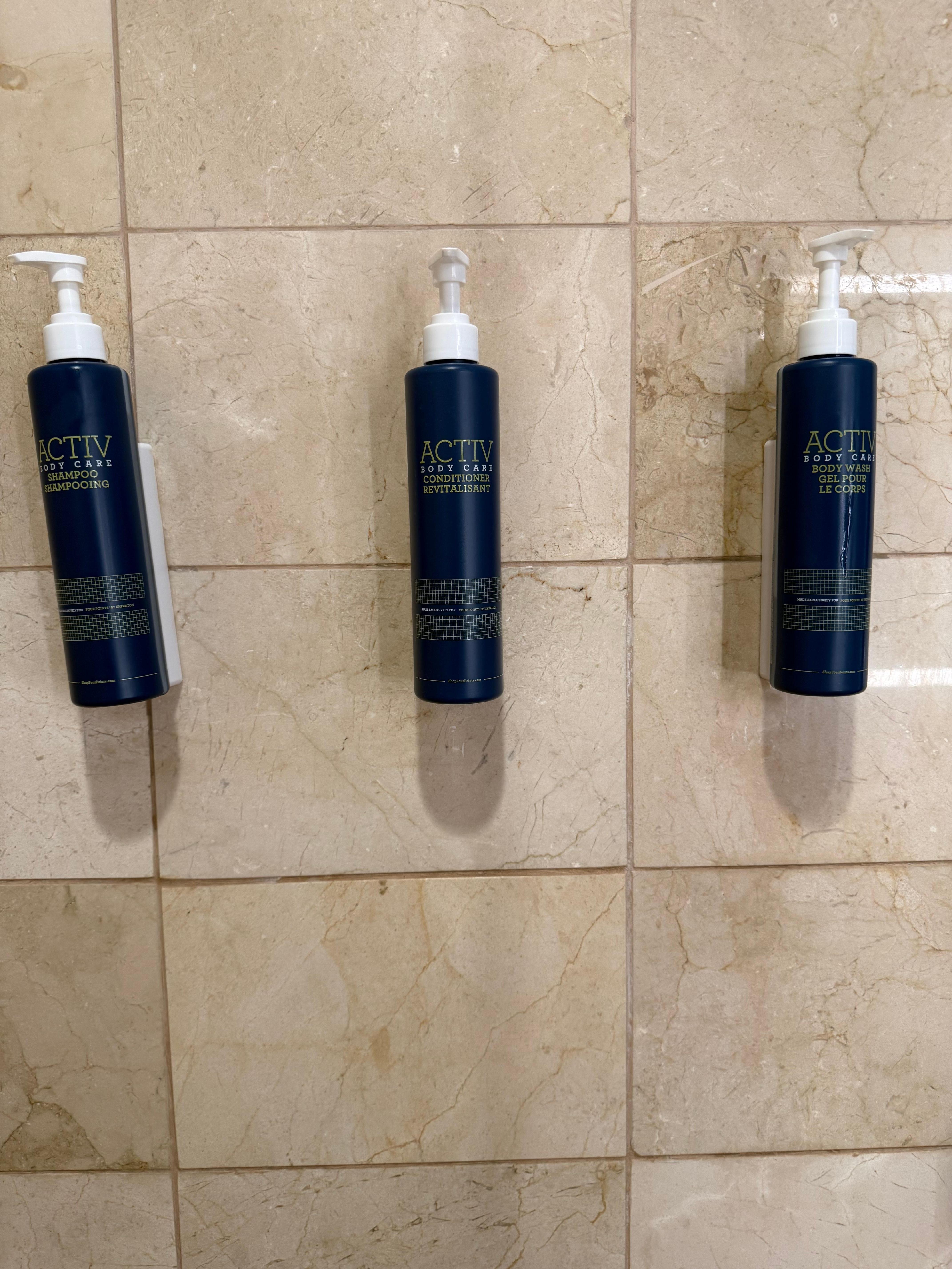 Shampoo, condicionador e sabonete líquido 