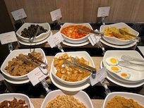 日本だったらご飯のお供的なものになるのかな、私はお粥にのせて食べました。