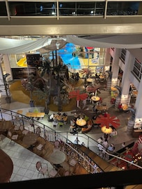 Hotellet set fra oven