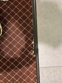 No barefoot in this room!